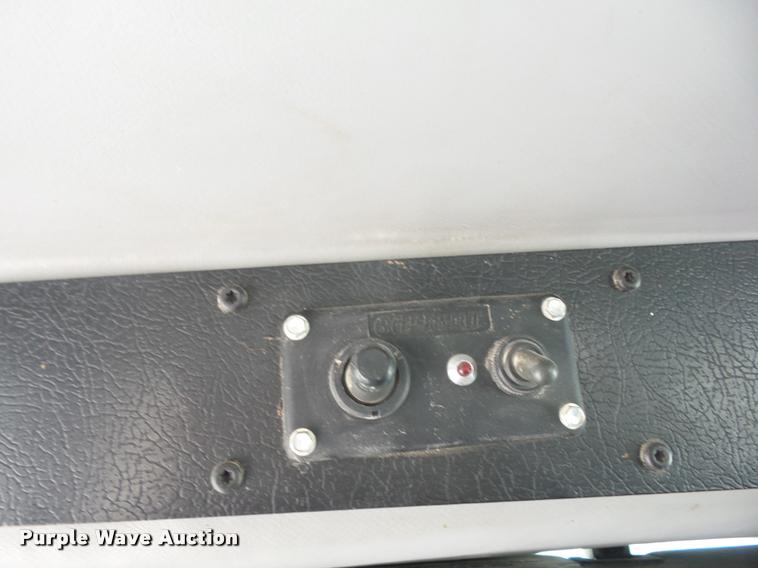 image for item K6476 2002 Freightliner FL80 digger derrick truck