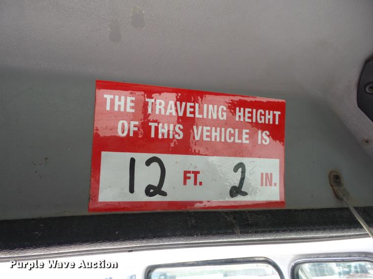 image for item K6476 2002 Freightliner FL80 digger derrick truck