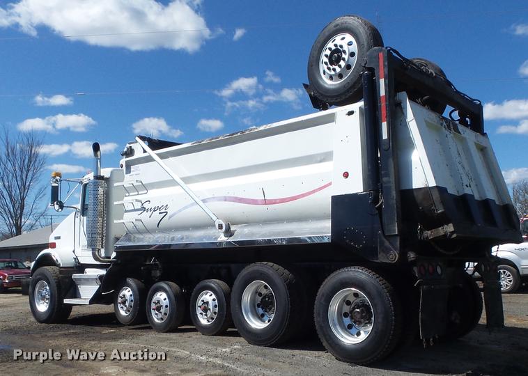 image for item K7681 2005 Kenworth T800B dump truck