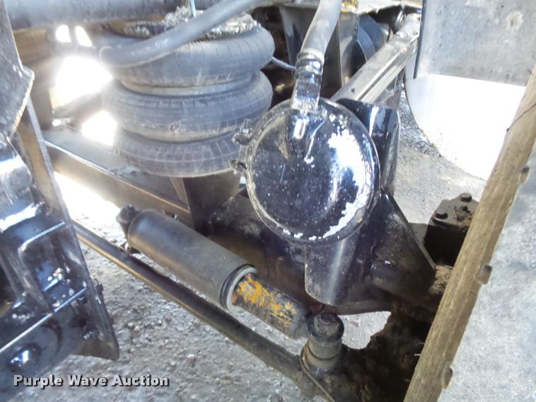 image for item K7681 2005 Kenworth T800B dump truck