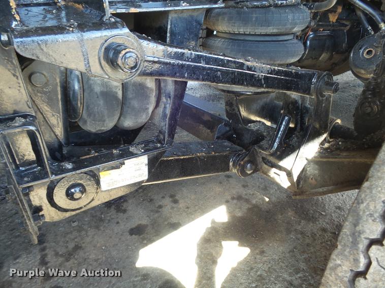 image for item K7681 2005 Kenworth T800B dump truck