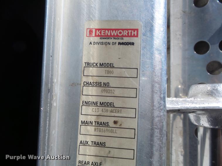 image for item K7681 2005 Kenworth T800B dump truck