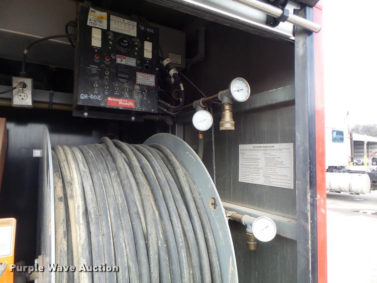 image for item K7685 2005 Ground Heater E3000 hydronic ground heater