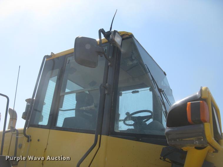 image for item L2384 2010 Komatsu WA480 wheel loader