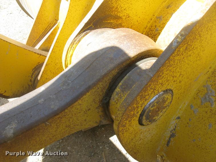 image for item L2384 2010 Komatsu WA480 wheel loader