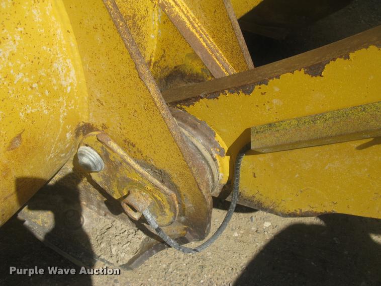 image for item L2384 2010 Komatsu WA480 wheel loader