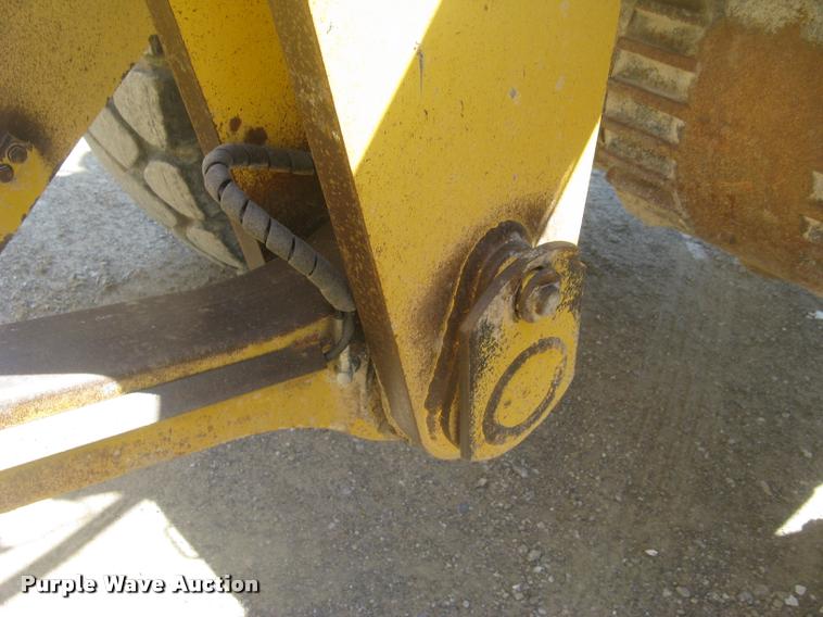 image for item L2384 2010 Komatsu WA480 wheel loader