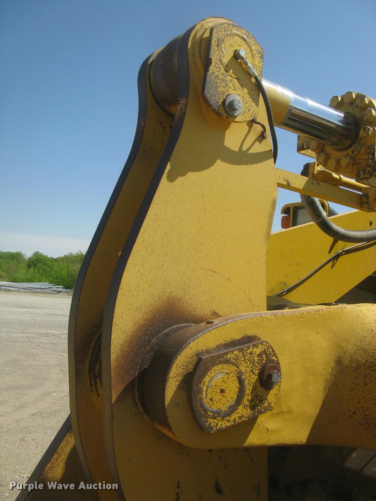 image for item L2384 2010 Komatsu WA480 wheel loader