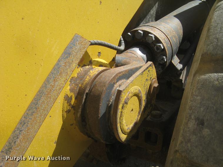 image for item L2384 2010 Komatsu WA480 wheel loader