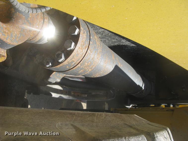 image for item L2384 2010 Komatsu WA480 wheel loader