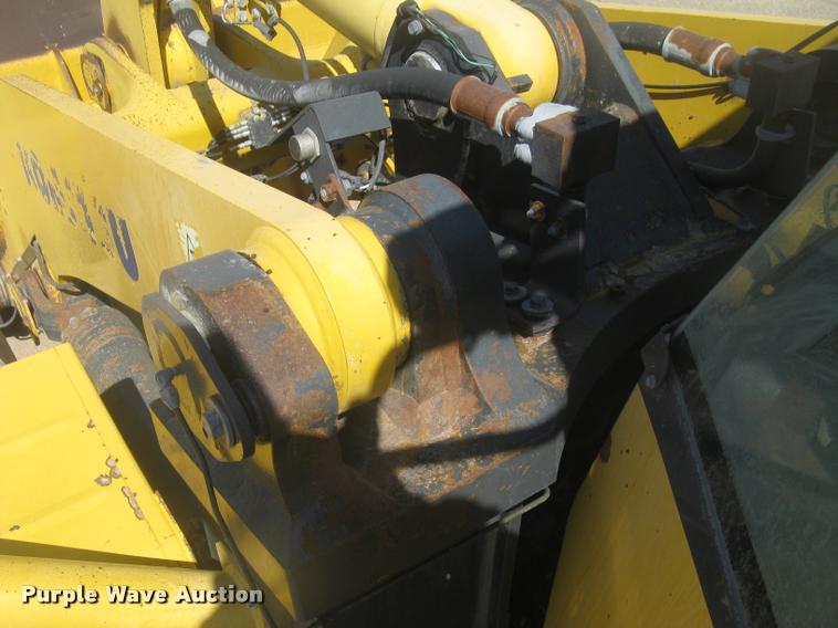 image for item L2384 2010 Komatsu WA480 wheel loader