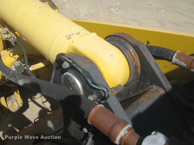 image for item L2384 2010 Komatsu WA480 wheel loader