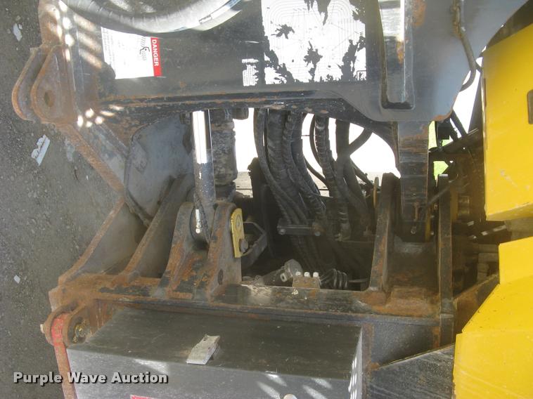 image for item L2384 2010 Komatsu WA480 wheel loader