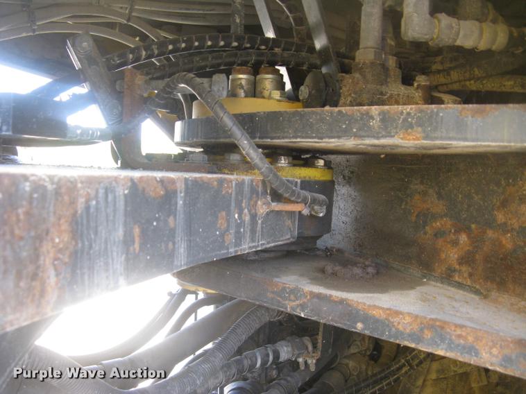 image for item L2384 2010 Komatsu WA480 wheel loader