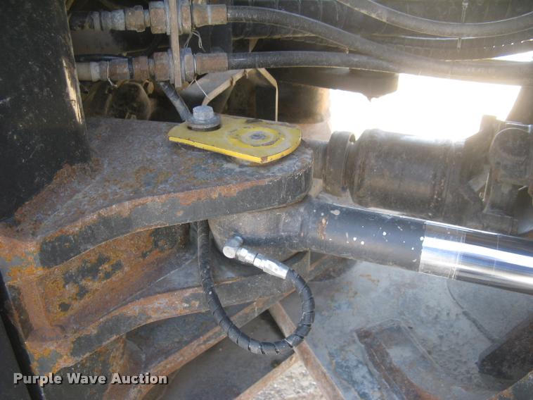 image for item L2384 2010 Komatsu WA480 wheel loader