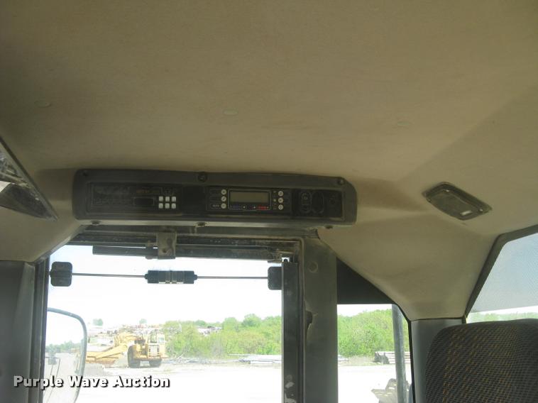 image for item L2384 2010 Komatsu WA480 wheel loader