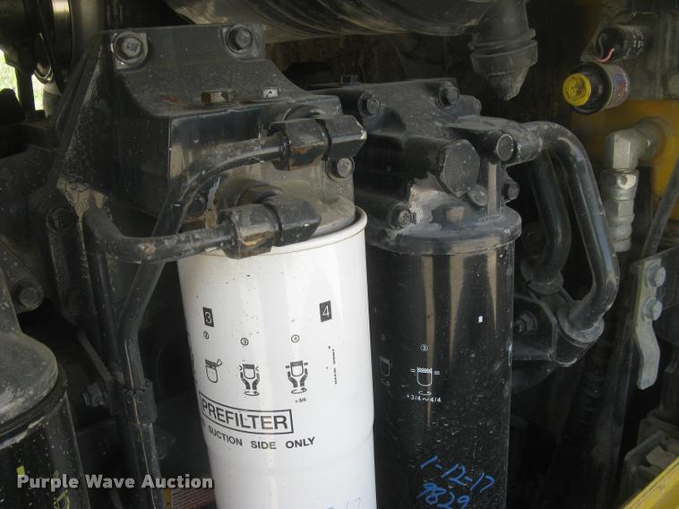 image for item L2384 2010 Komatsu WA480 wheel loader