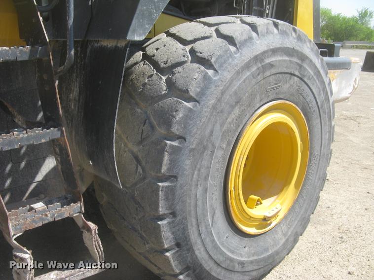 image for item L2384 2010 Komatsu WA480 wheel loader