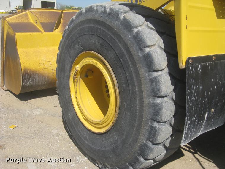 image for item L2384 2010 Komatsu WA480 wheel loader