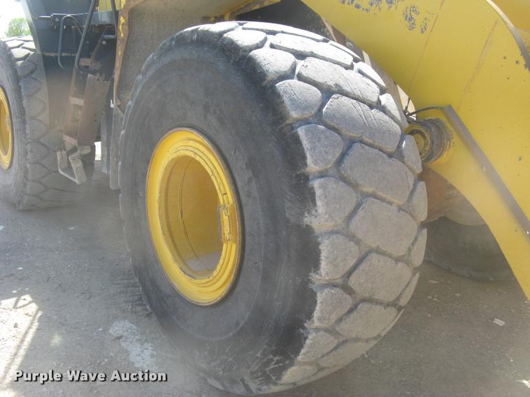 image for item L2384 2010 Komatsu WA480 wheel loader