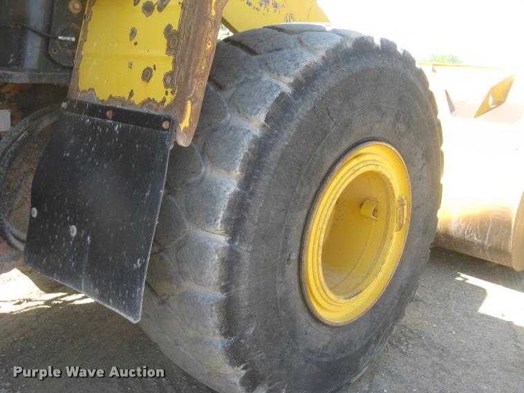 image for item L2384 2010 Komatsu WA480 wheel loader