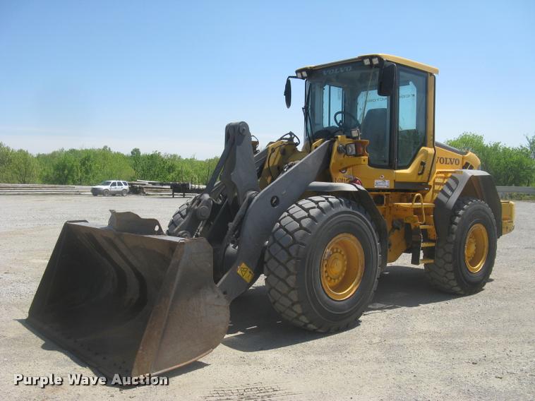image for item L2385 2009 Volvo L90F wheel loader