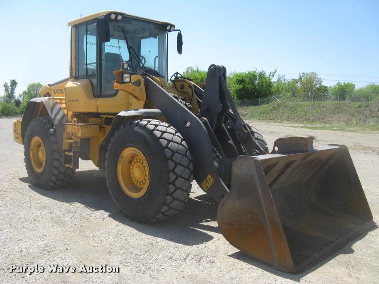 image for item L2385 2009 Volvo L90F wheel loader