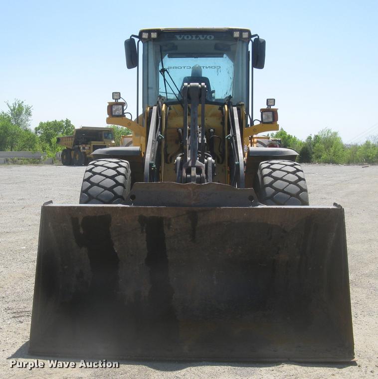 image for item L2385 2009 Volvo L90F wheel loader