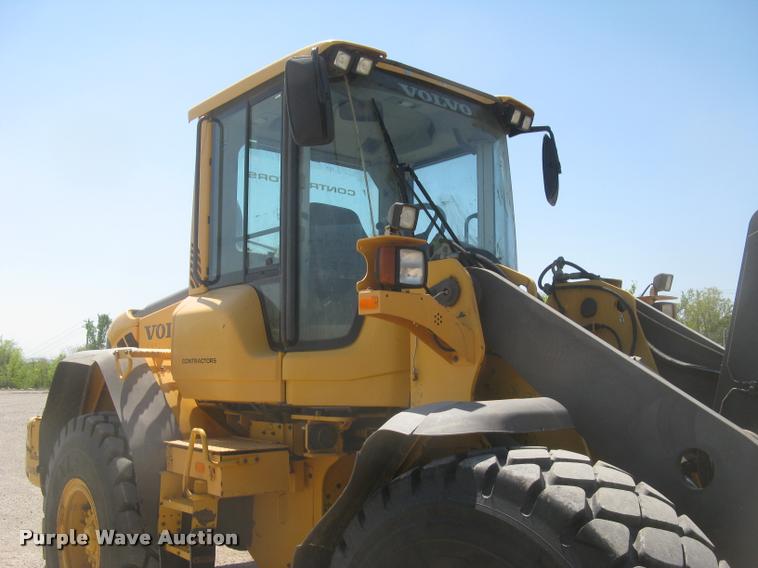 image for item L2385 2009 Volvo L90F wheel loader