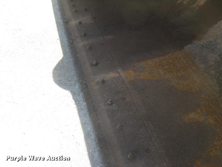 image for item L2385 2009 Volvo L90F wheel loader