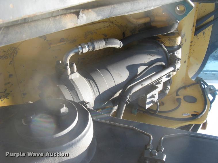 image for item L2385 2009 Volvo L90F wheel loader