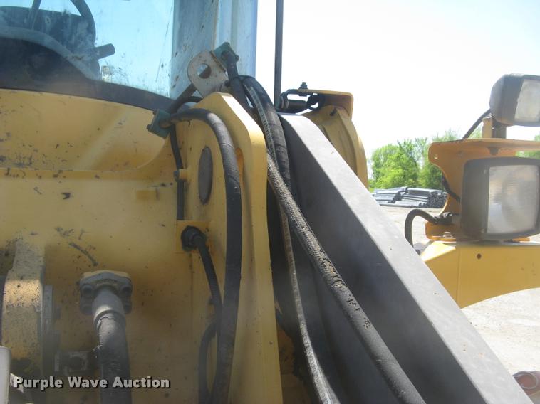 image for item L2385 2009 Volvo L90F wheel loader