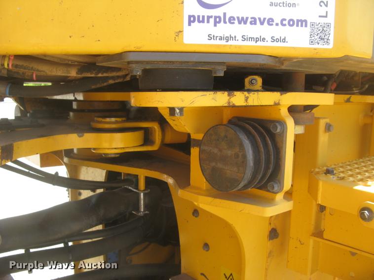 image for item L2385 2009 Volvo L90F wheel loader