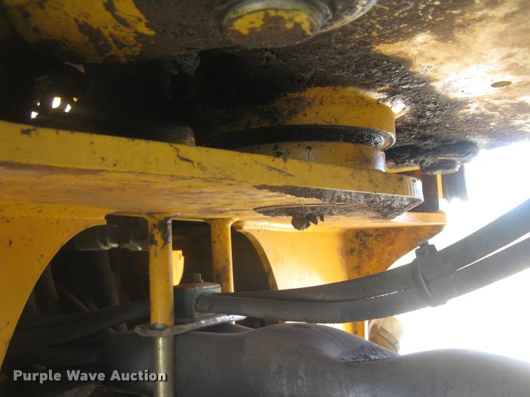 image for item L2385 2009 Volvo L90F wheel loader