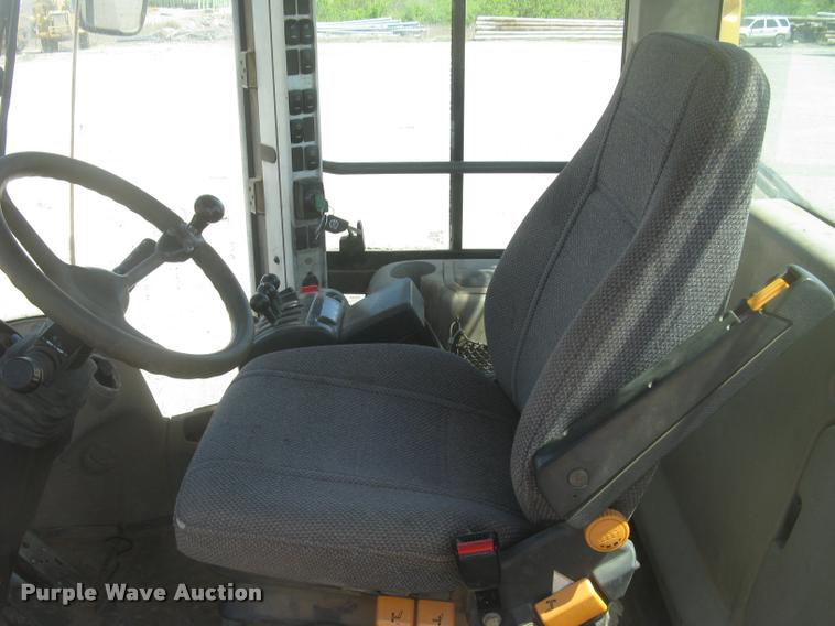 image for item L2385 2009 Volvo L90F wheel loader