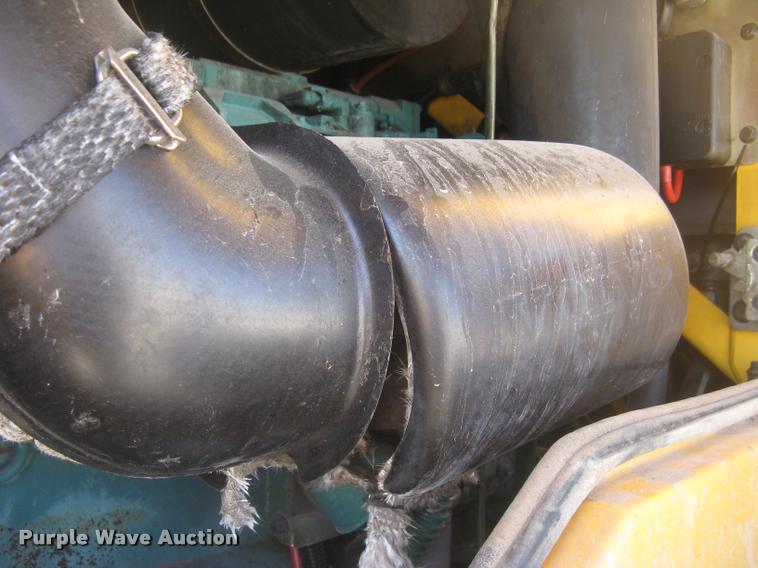 image for item L2385 2009 Volvo L90F wheel loader