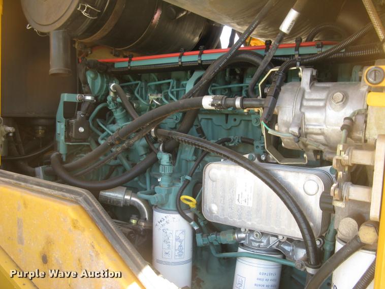 image for item L2385 2009 Volvo L90F wheel loader