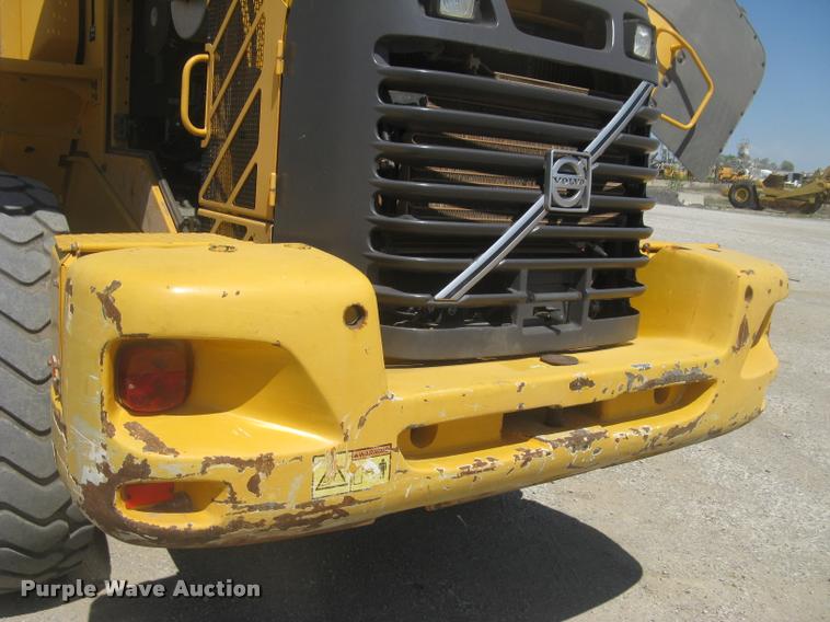 image for item L2385 2009 Volvo L90F wheel loader