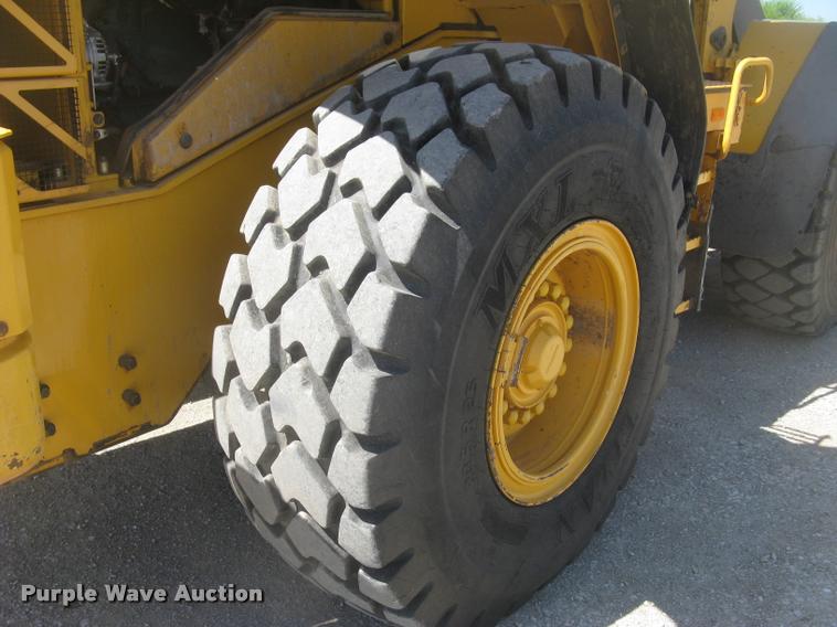 image for item L2385 2009 Volvo L90F wheel loader