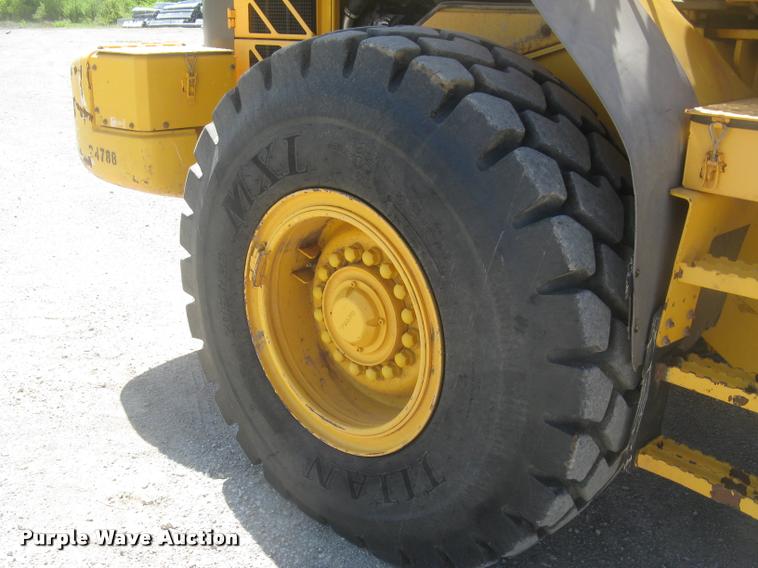 image for item L2385 2009 Volvo L90F wheel loader