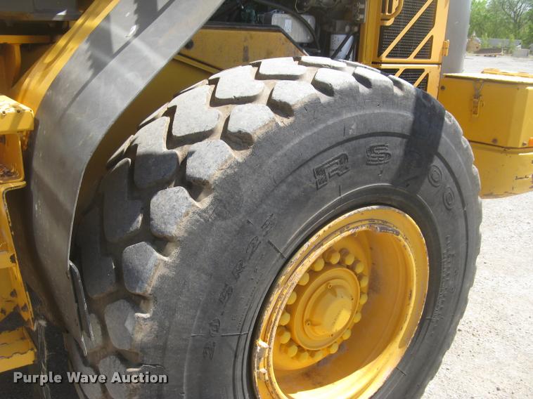 image for item L2385 2009 Volvo L90F wheel loader