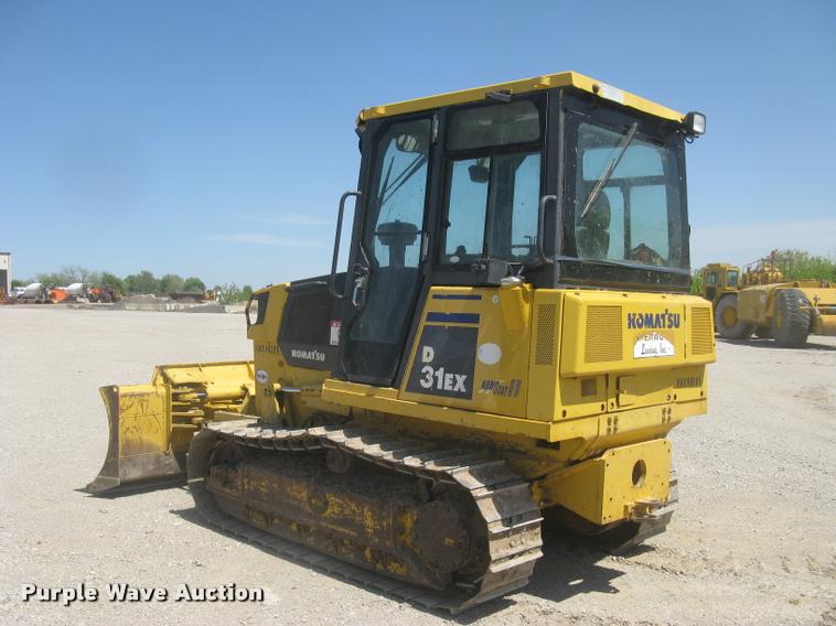 image for item L2386 2009 Komatsu D31EX KOMSTAT II dozer