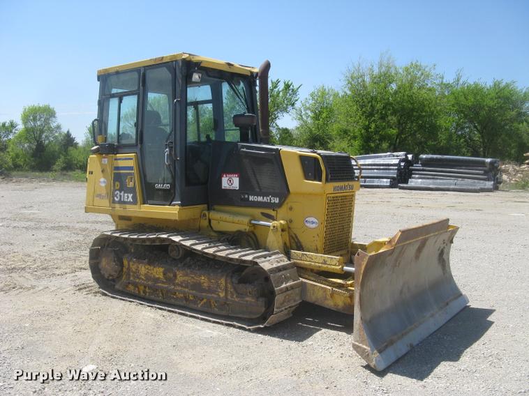 image for item L2386 2009 Komatsu D31EX KOMSTAT II dozer