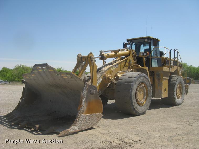 image for item L2387 2004 Caterpillar 988G wheel loader