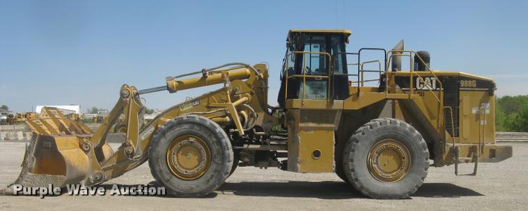 image for item L2387 2004 Caterpillar 988G wheel loader