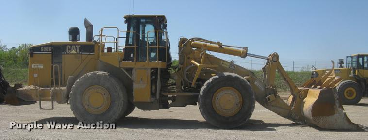 image for item L2387 2004 Caterpillar 988G wheel loader