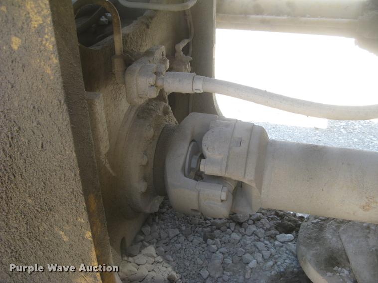 image for item L2387 2004 Caterpillar 988G wheel loader