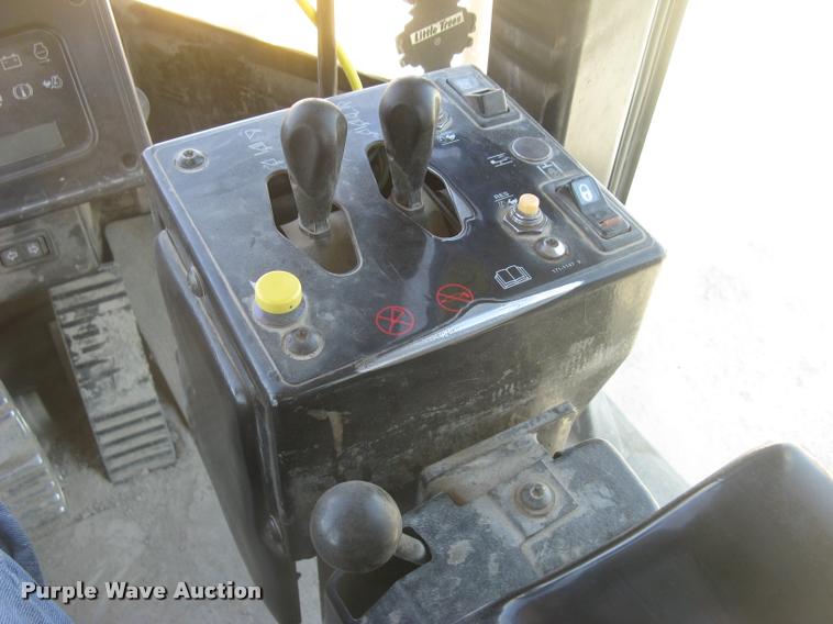 image for item L2387 2004 Caterpillar 988G wheel loader