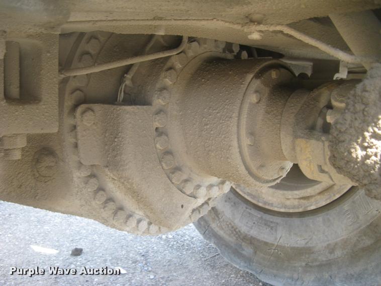 image for item L2387 2004 Caterpillar 988G wheel loader