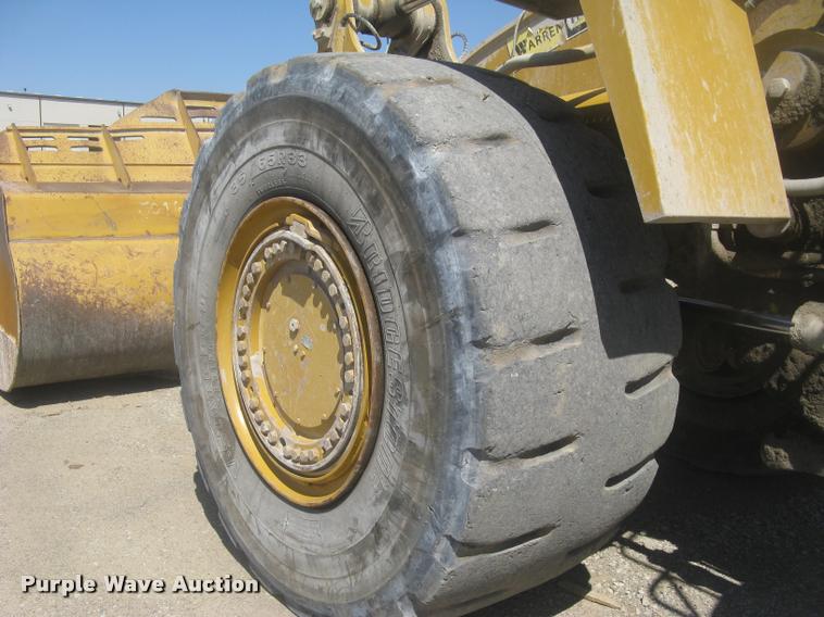 image for item L2387 2004 Caterpillar 988G wheel loader